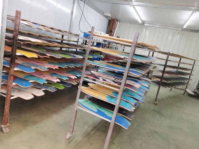 Fashion Style High Standard Quality Manufacturer Cheap Chinese Skateboard Adult 6